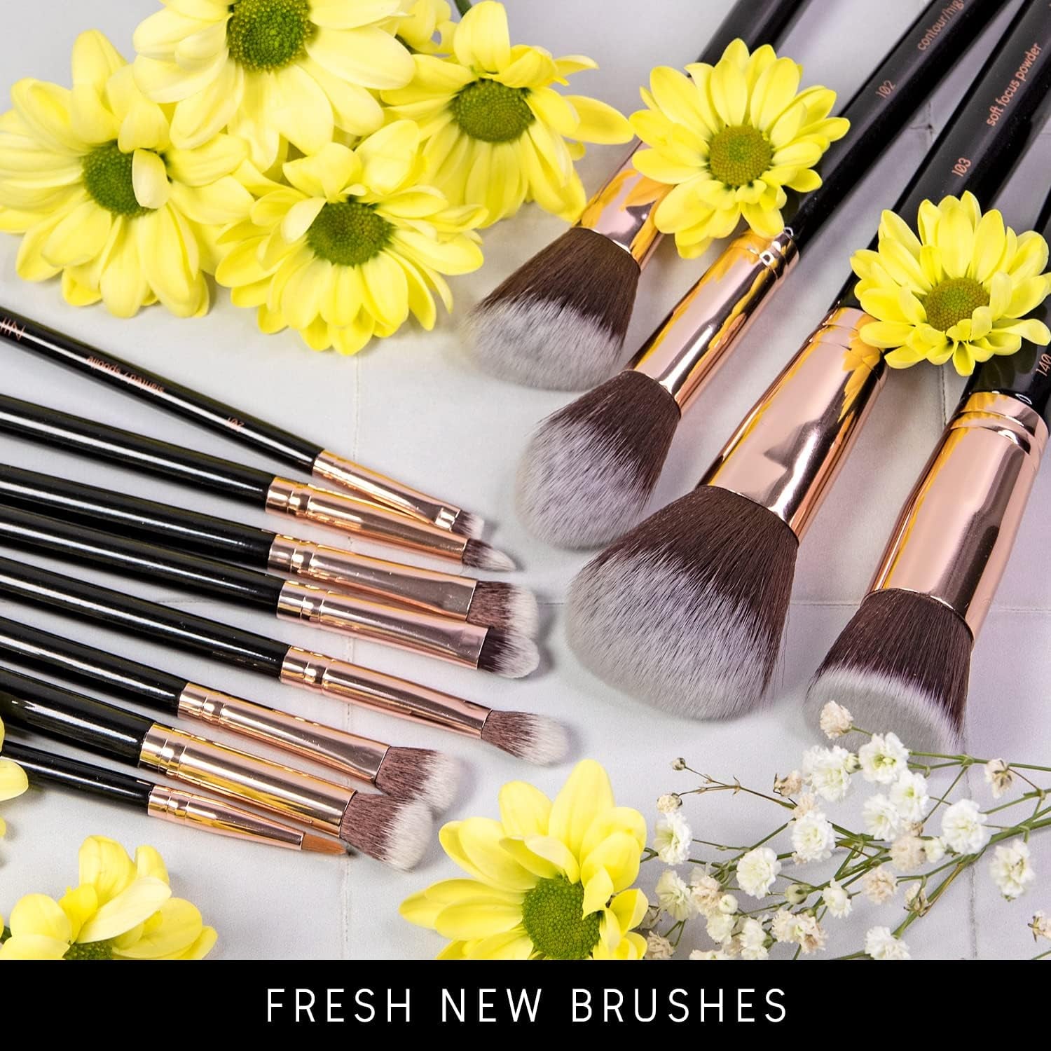 Niré Beauty – Set Profesional de 15 Brochas + Estuche, Esponja y Limpiador (Incluye Guía y Caja de Regalo)