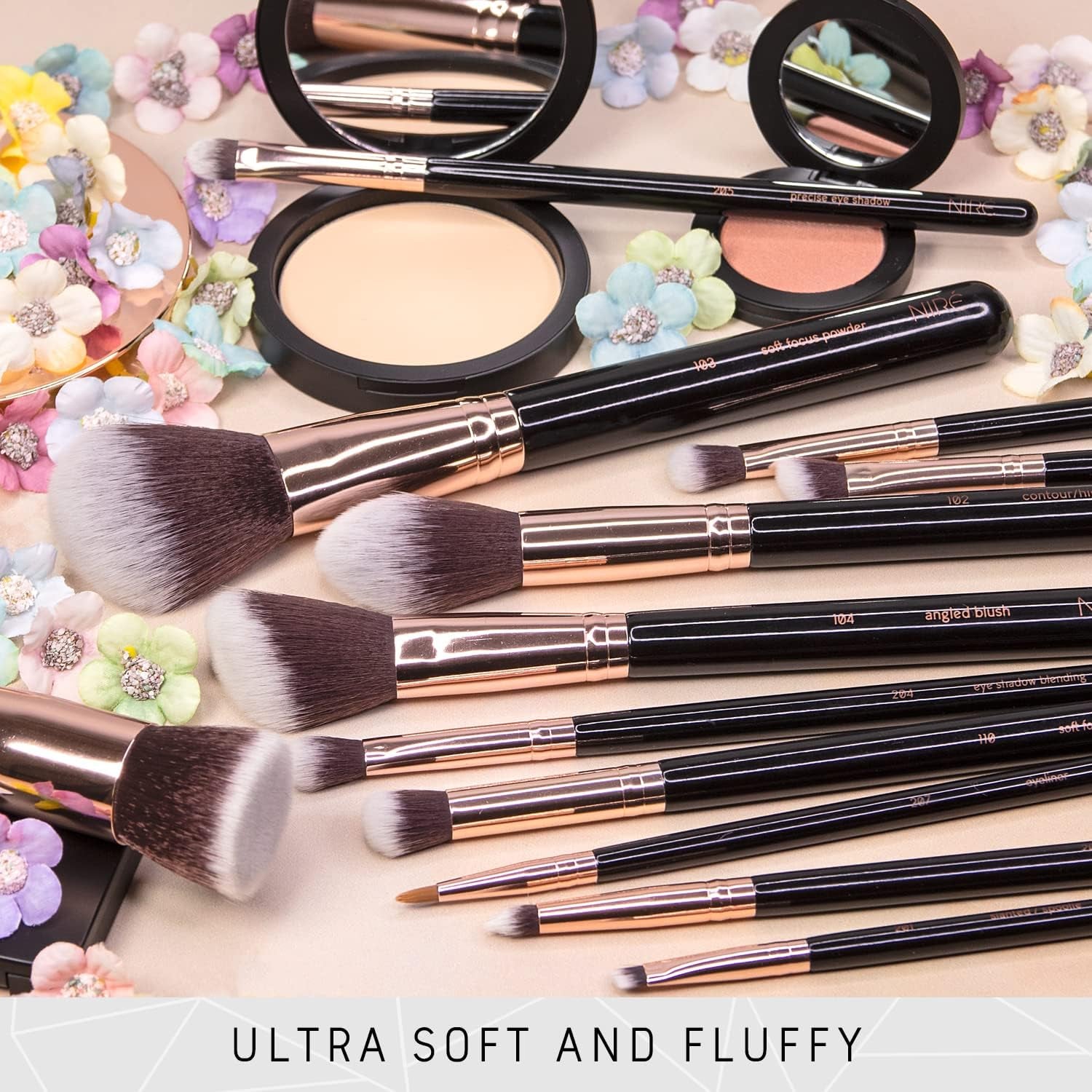 Niré Beauty – Set Profesional de 15 Brochas + Estuche, Esponja y Limpiador (Incluye Guía y Caja de Regalo)