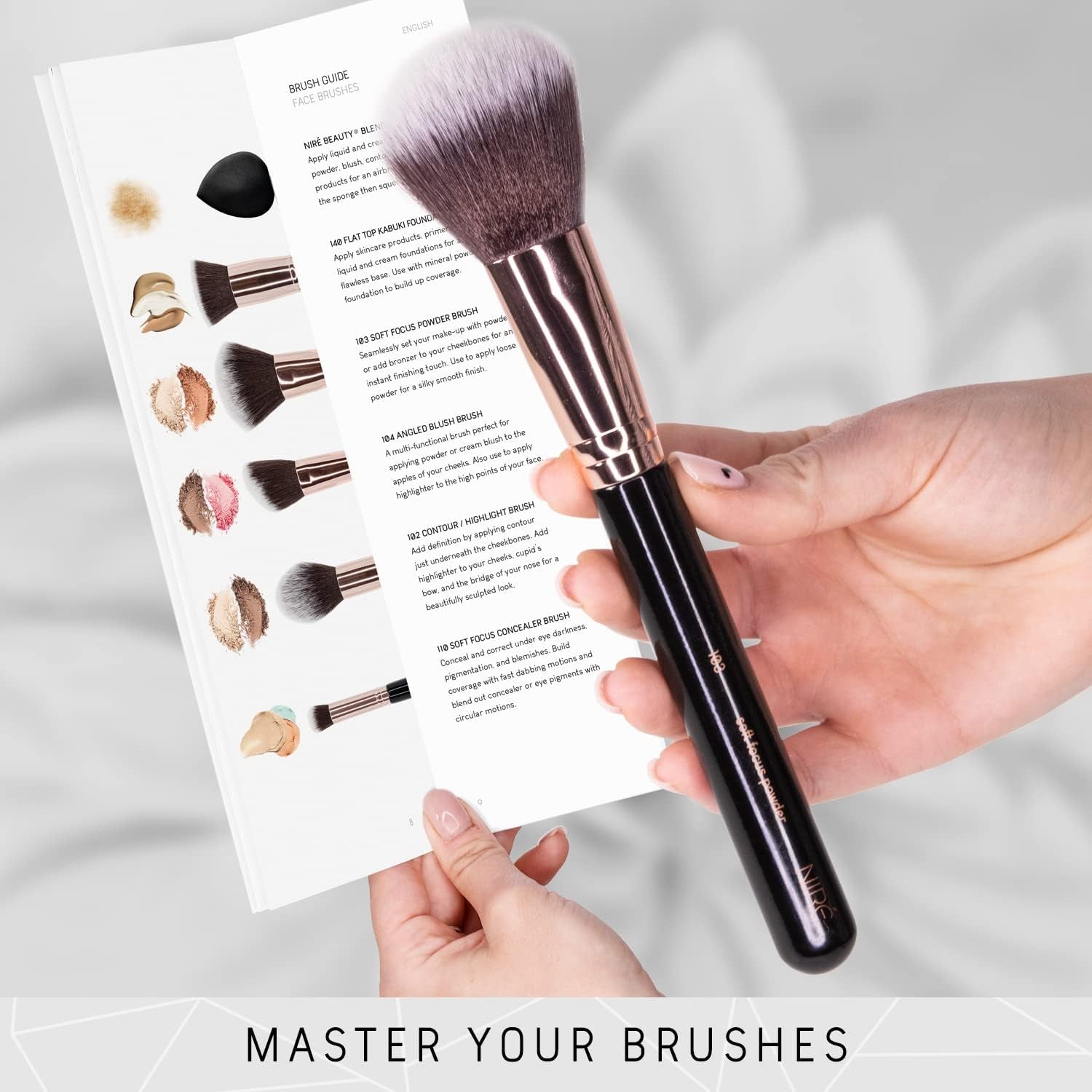 Niré Beauty – Set Profesional de 15 Brochas + Estuche, Esponja y Limpiador (Incluye Guía y Caja de Regalo)