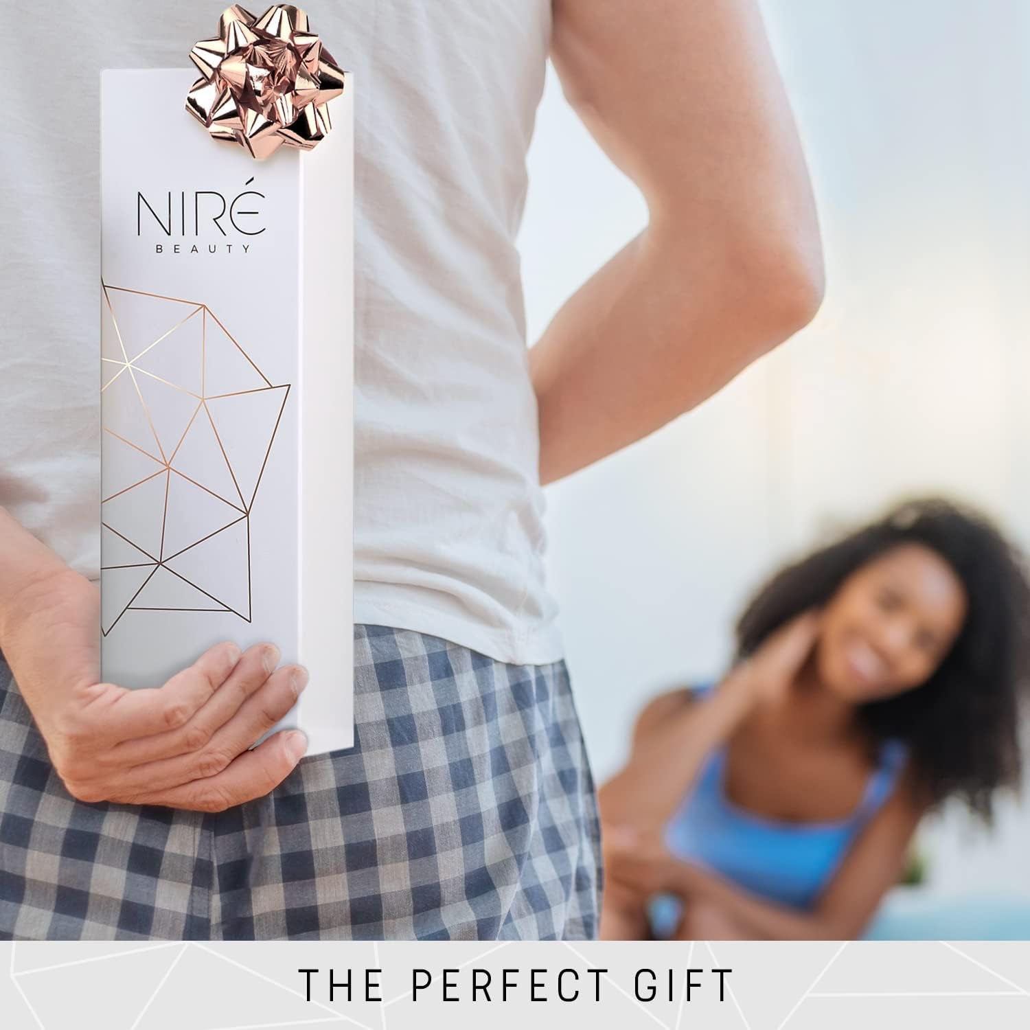 Niré Beauty – Set Profesional de 15 Brochas + Estuche, Esponja y Limpiador (Incluye Guía y Caja de Regalo)